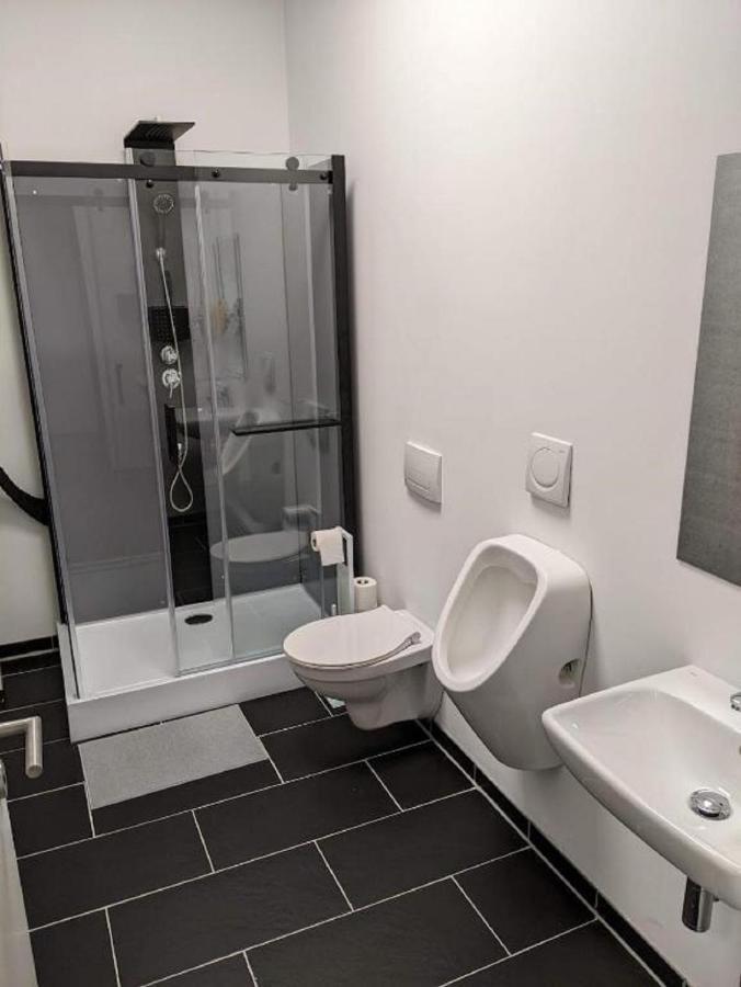 Business-Motel & 24H Selfcheckin Heimsheim Bagian luar foto