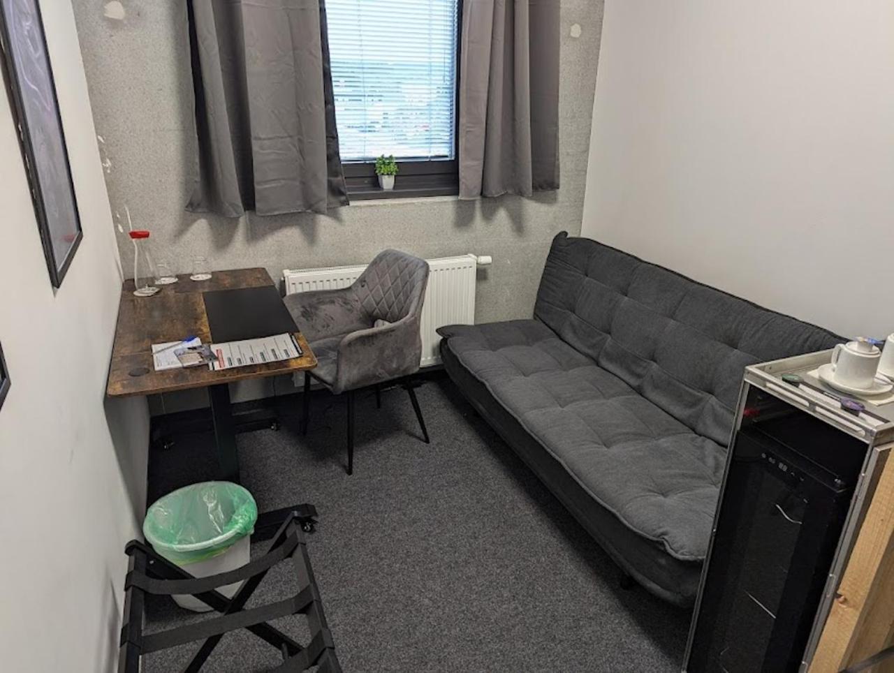 Business-Motel & 24H Selfcheckin Heimsheim Bagian luar foto