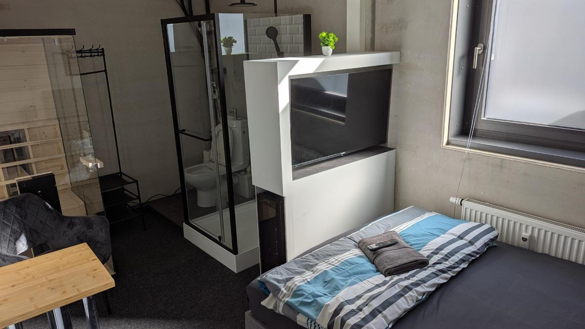 Business-Motel & 24H Selfcheckin Heimsheim Bagian luar foto